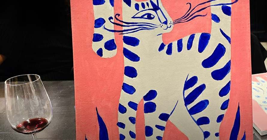 Taller de pintura acrílica o fluorescente con barra libre de vino