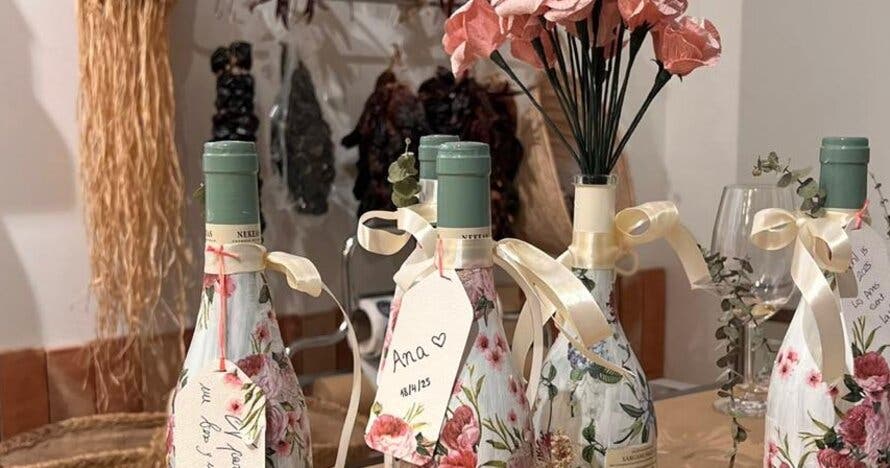 Taller artístico en Jardinet de Gràcia con bebida incluída