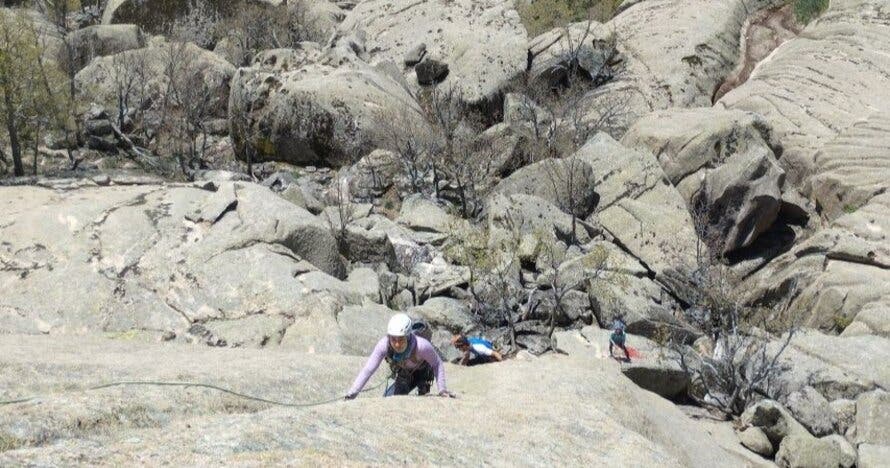 Escalada guiada en la Pedriza