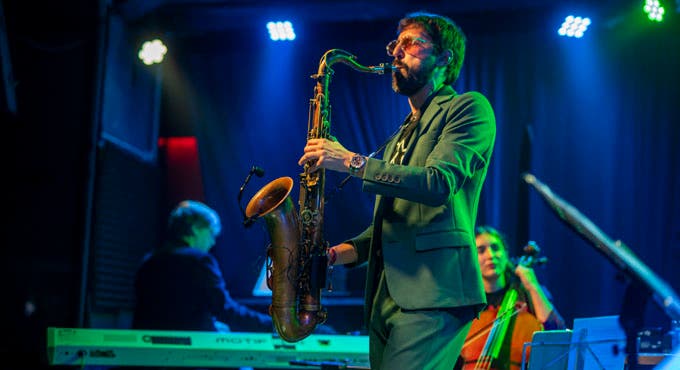 Santi sax music - evolution