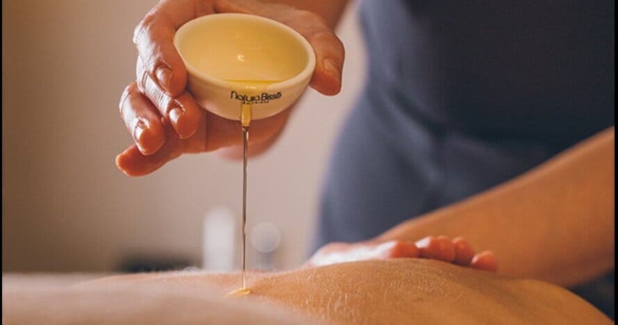 Circuito spa, masaje 25´ y menú en Sofía Bar Grand Hyatt Barcelona 5*