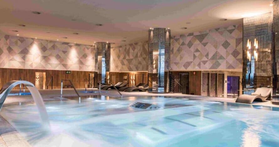 Circuito spa, masaje 50´ y copa de cava en Grand Hyatt Barcelona 5*