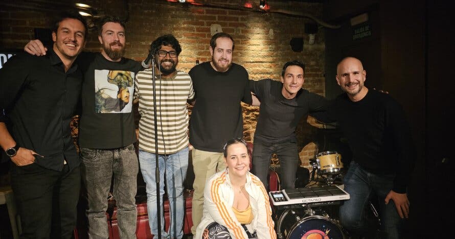 Zapatiburger: Comedia y Música a la hora del vermú