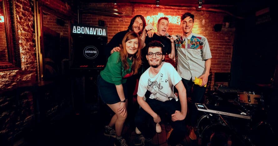 Zapatiburger: Comedia y Música a la hora del vermú