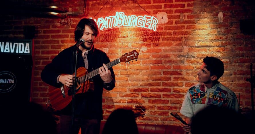 Zapatiburger: Comedia y Música a la hora del vermú
