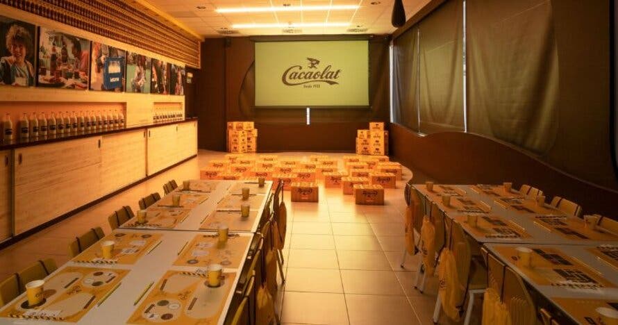 Visita Fàbrica Cacaolat: experiencia interactiva para toda la familia