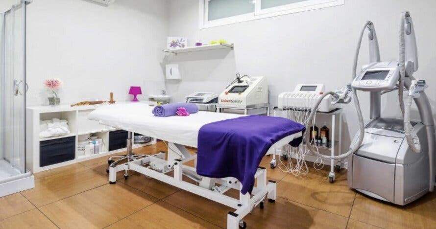 Tratamiento facial, dermapen Médico y Vitaminas enriquecidas