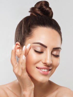 Tratamiento facial, dermapen Médico y Vitaminas enriquecidas