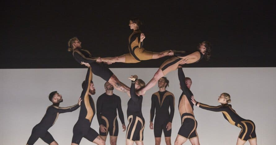 Wolf by the Circa Contemporary Circus