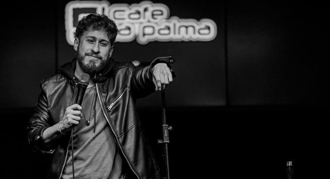 Mi lucha: un monólogo de humor negro