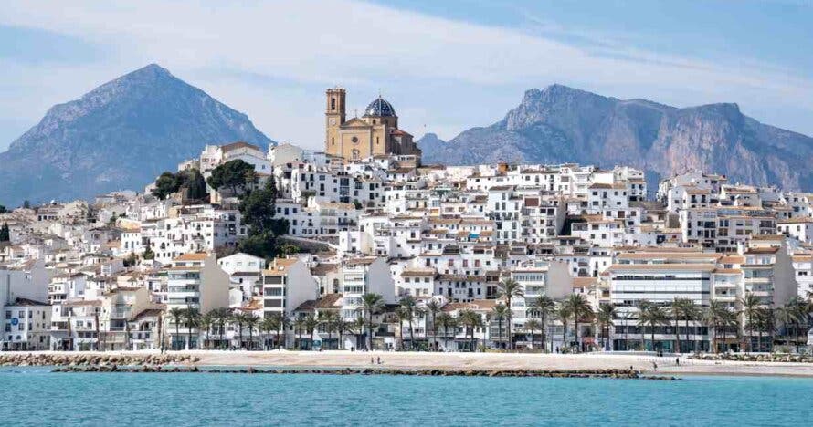 Atardecer en catamarán en Altea