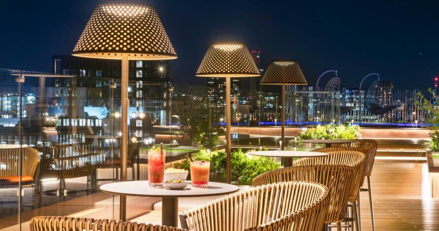 Circuito spa, masaje 25 minutos y copa rooftop en hotel Sallés Pere IV