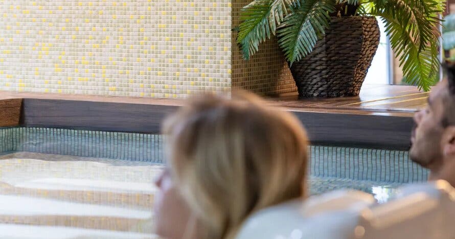 Spazio Experiences: Circuito Termal con cava y masaje opcional