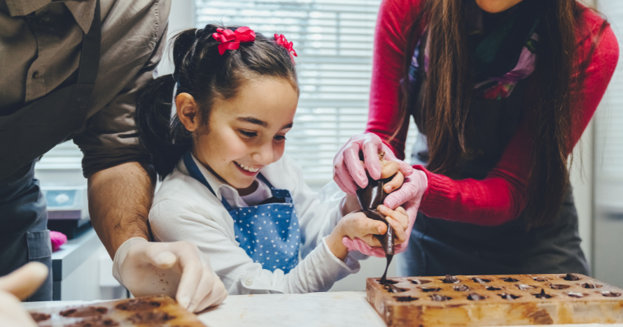 Minitaller de chocolate para familias y niños en el barrio de Gracia