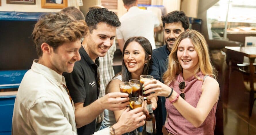 Recorrido gastronómico por Sevilla: tapas, vino y azoteas