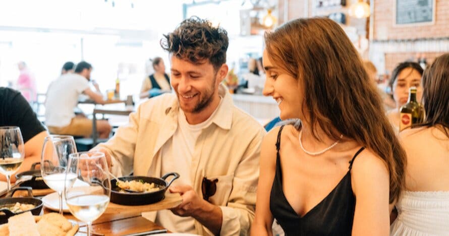 Recorrido gastronómico por Sevilla: tapas, vino y azoteas