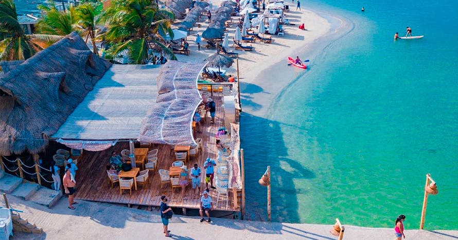 Tour a Palmarito Beach con playa privada, piscinas y full alimentación