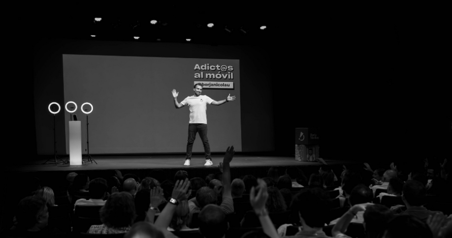 Adict@s al móvil - Borja Nicolau