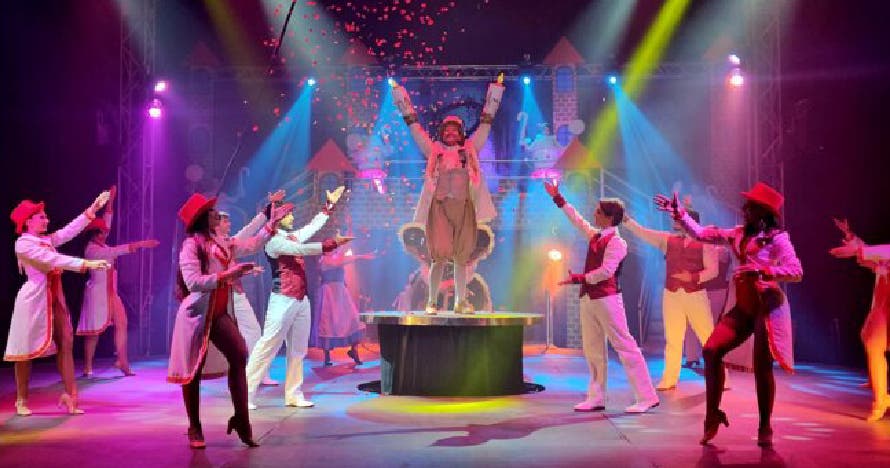 Gran Circo Alaska presenta adaptacion circense - La Bella y la Bestia