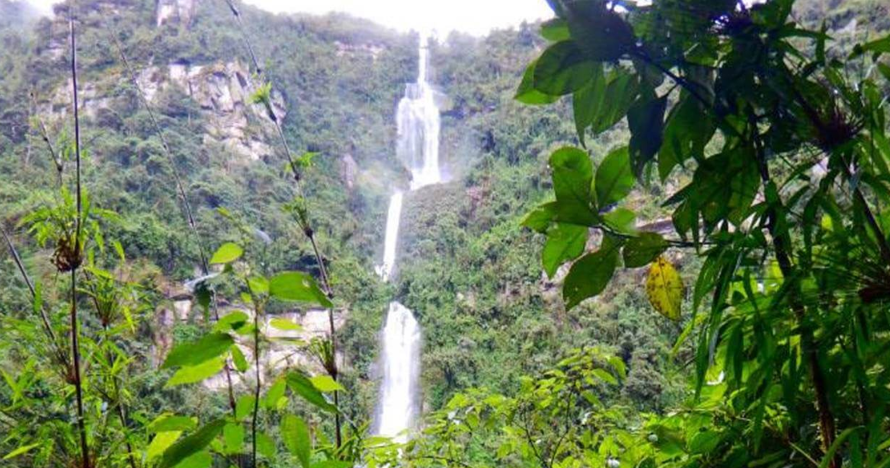 Ruta del yoga en la Cascada La Chorrera y El Chiflón