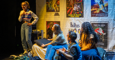 BIENVENIDOS! Un musical con los xitos de los 80's y los 90's-Iniesta_1