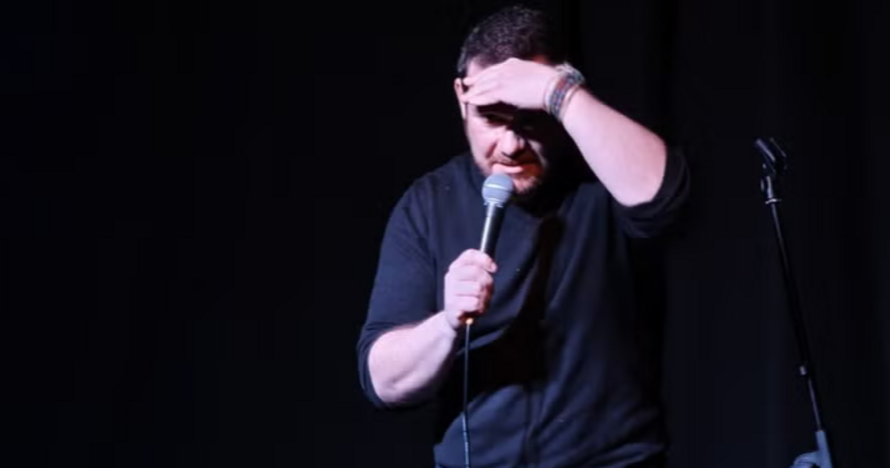 Comedia Noche - Monólogos de Comedia por la Noche