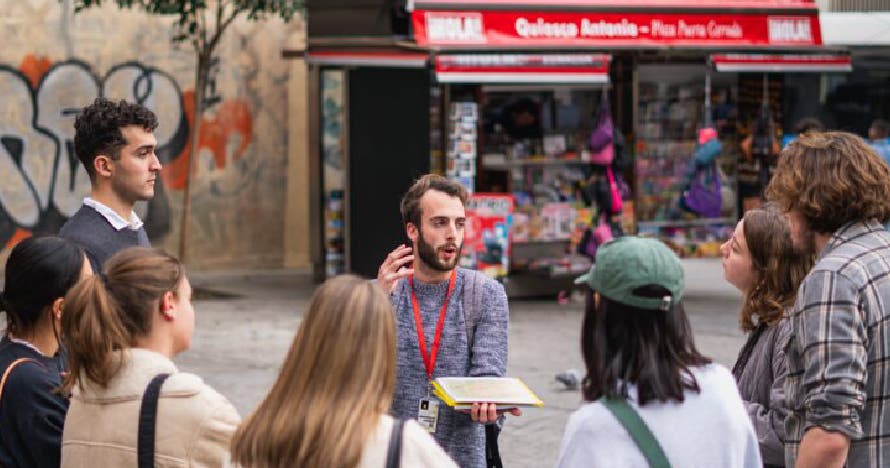 Descubre Madrid: de la Edad Media a la Modernidad (in English)