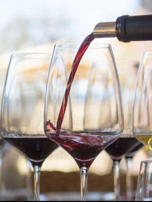 Cata de vino a domicilio en Madrid