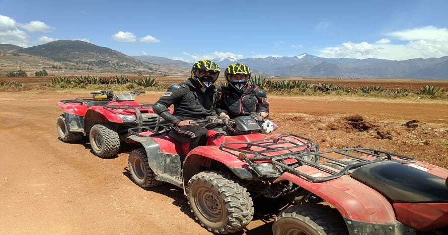 Laguna de Huaypo en cuatrimotos y salineras de maras