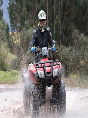 Laguna de Huaypo en cuatrimotos y salineras de maras