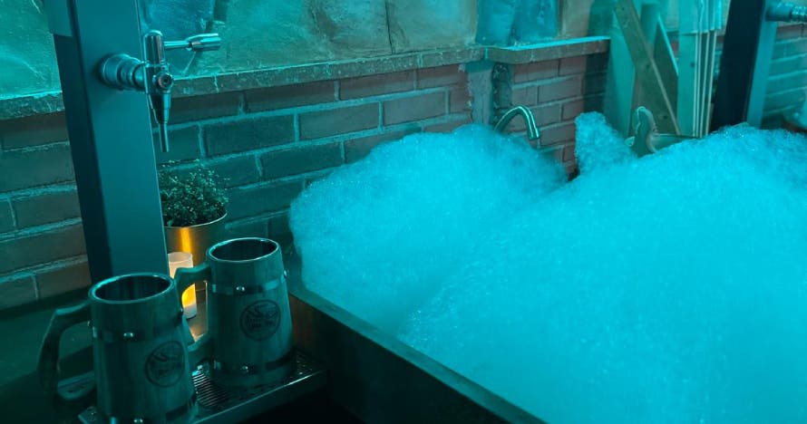 Sumérgete en la cerveza, descubre el Beer Spa de ensueño - Cádiz