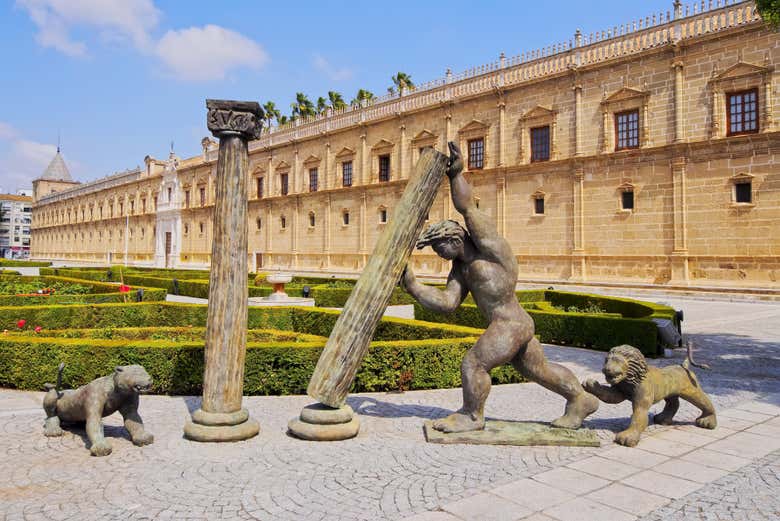 Visita guiada por la Macarena y su museo