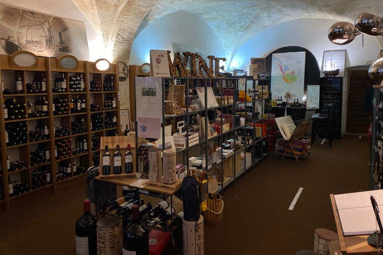 Entrada al Museo del Vino y del Comercio