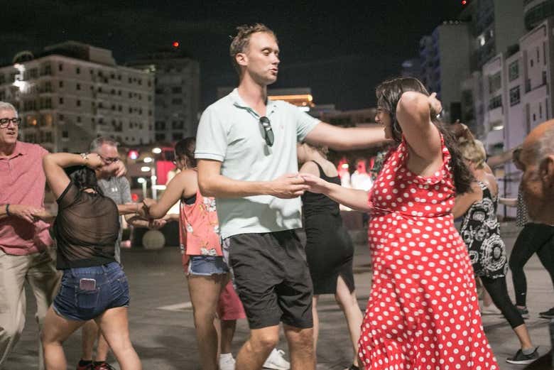 Clase de salsa puertorriqueña en San Juan