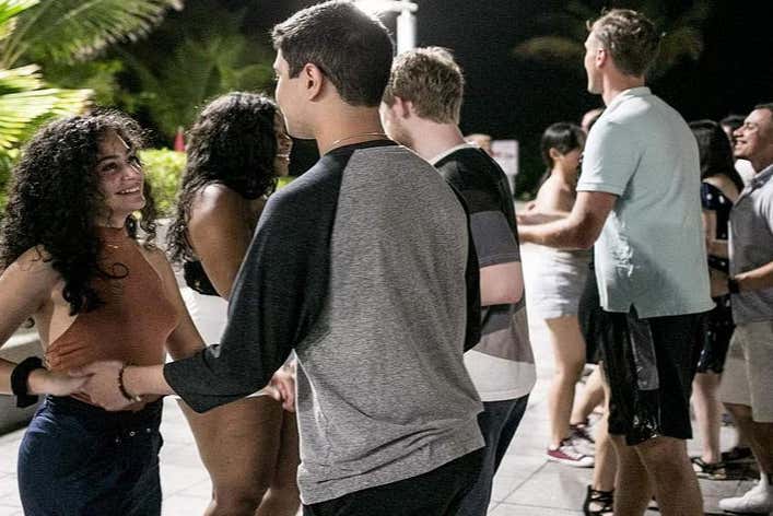 Clase de salsa puertorriqueña en San Juan