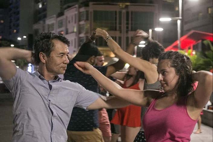 Clase de salsa puertorriqueña en San Juan