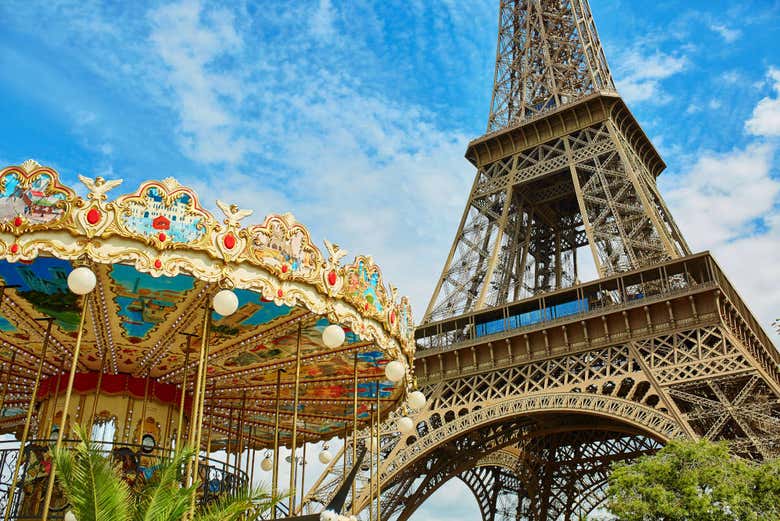 Free tour por los alrededores de la Torre Eiffel y el Arco del Triunfo