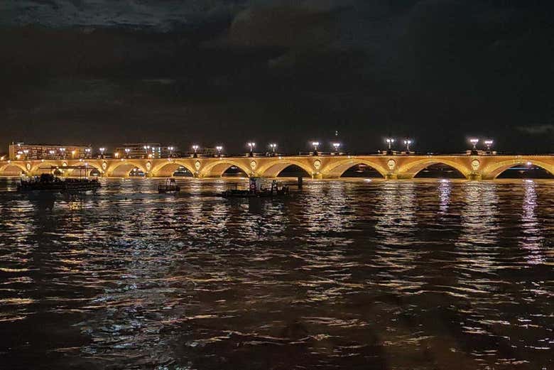 Tour nocturno por Burdeos