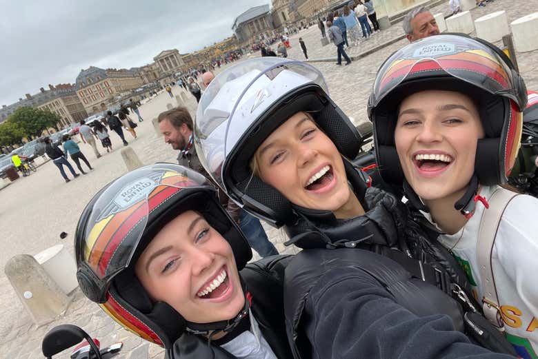 Tour en sidecar por París