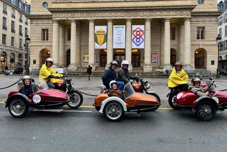 Tour en sidecar por París