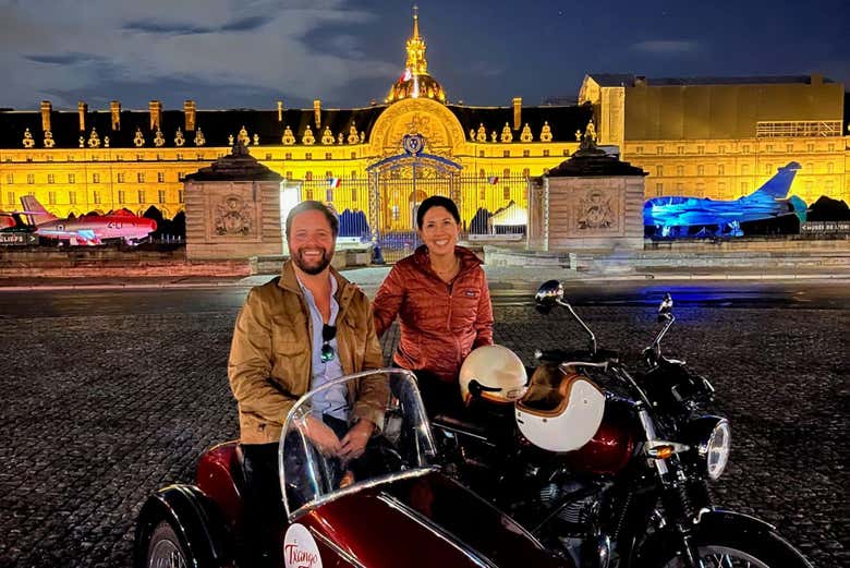 Tour en sidecar por París