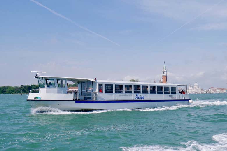 Excursión a Murano y Burano por libre