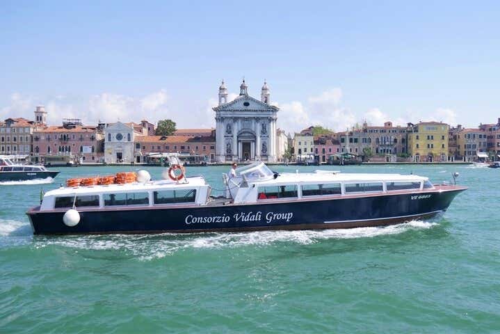 Paseo en barco por Venecia