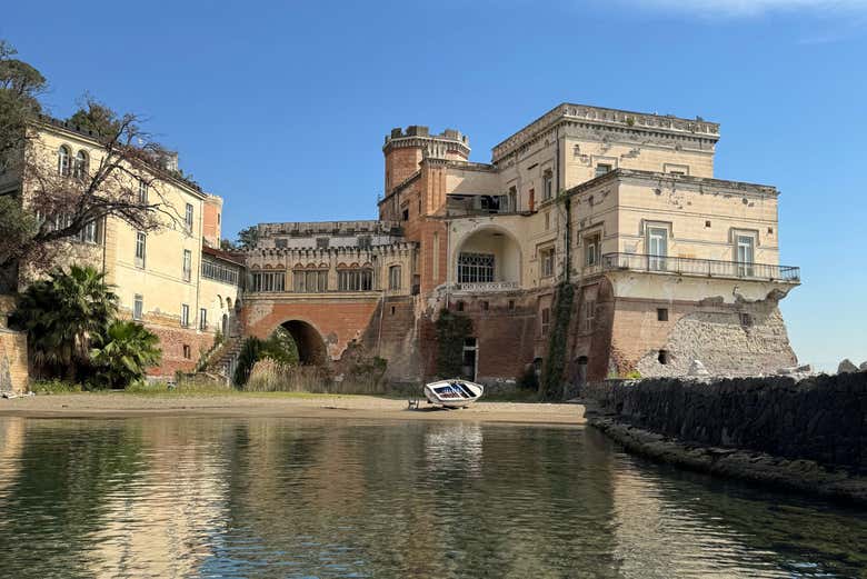 Paseo en barco por la costa de Posillipo