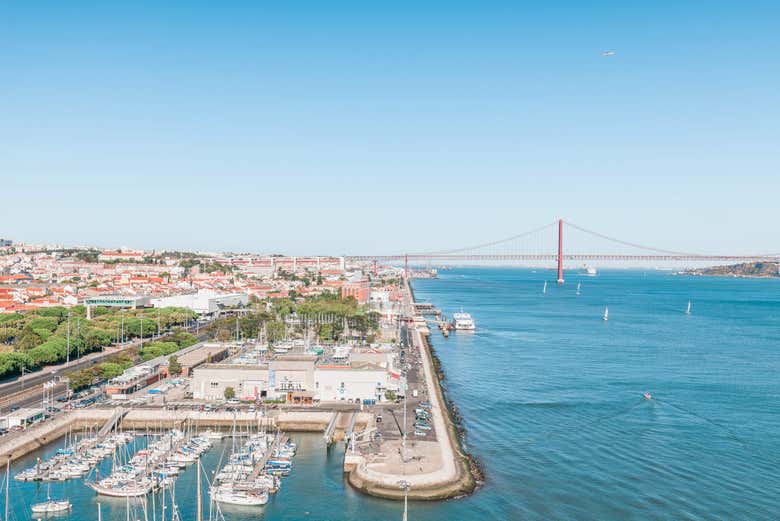 Paseo en velero por Lisboa