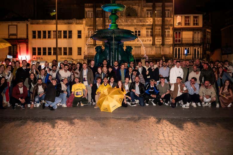 Pub Crawl ¡Tour de fiesta por Oporto!