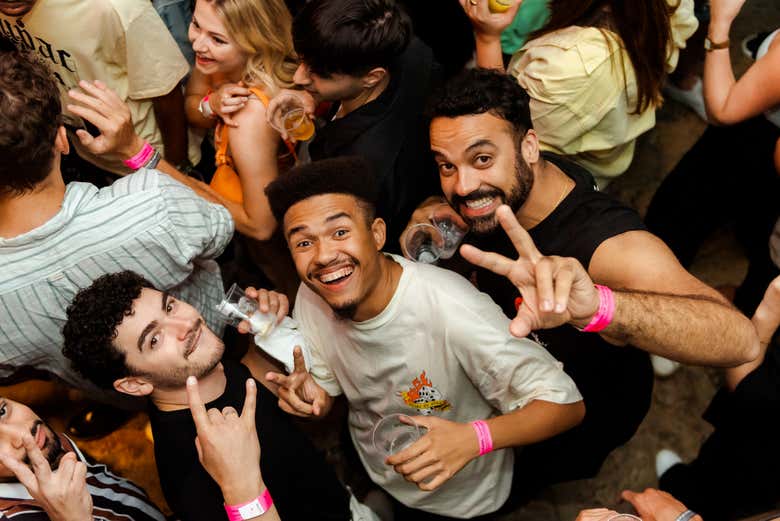 Pub Crawl ¡Tour de fiesta por Lisboa!