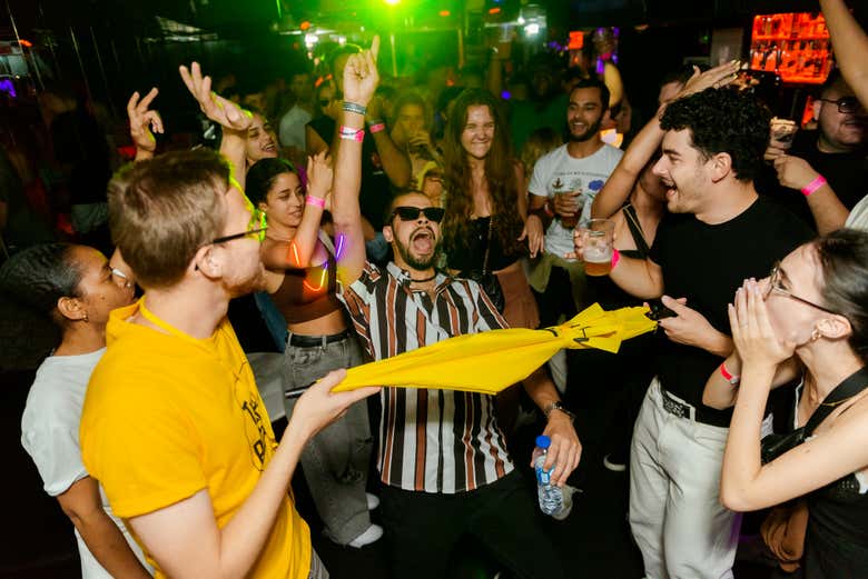 Pub Crawl ¡Tour de fiesta por Lisboa!