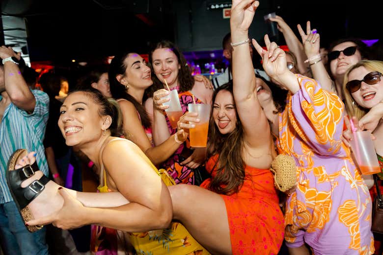 Pub Crawl ¡Tour de fiesta por Lisboa!