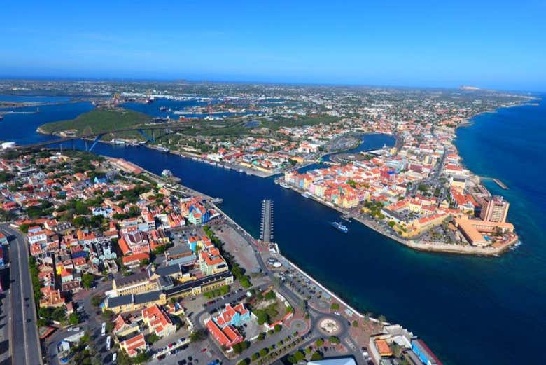 Tour por Willemstad con degustación de licor